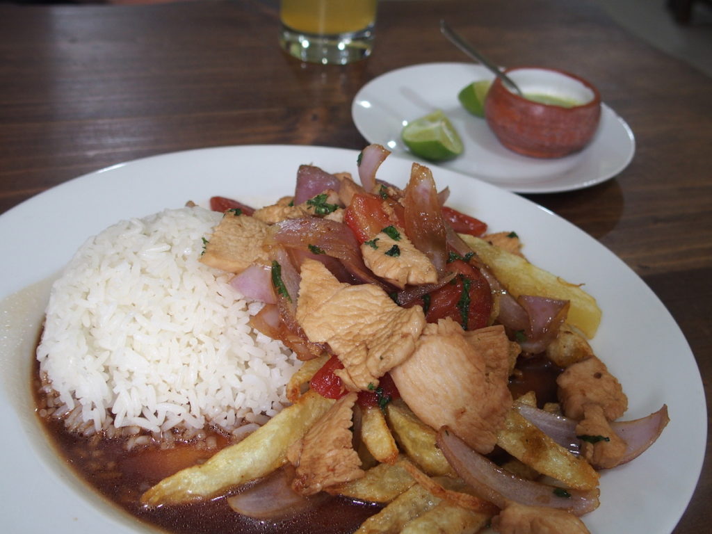 recette peruvienne typique : pollo saltado